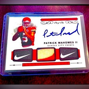Patrick Mahomes Autographed Rookie RP Card